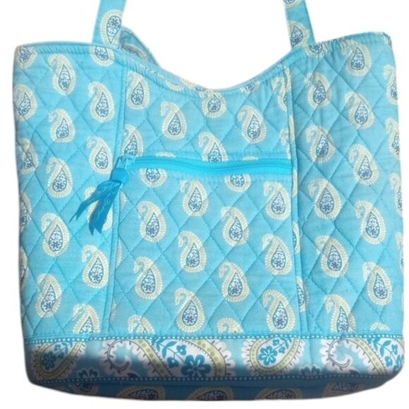 Vera Bradley 4pc bundle EUC - Picture 5 of 5